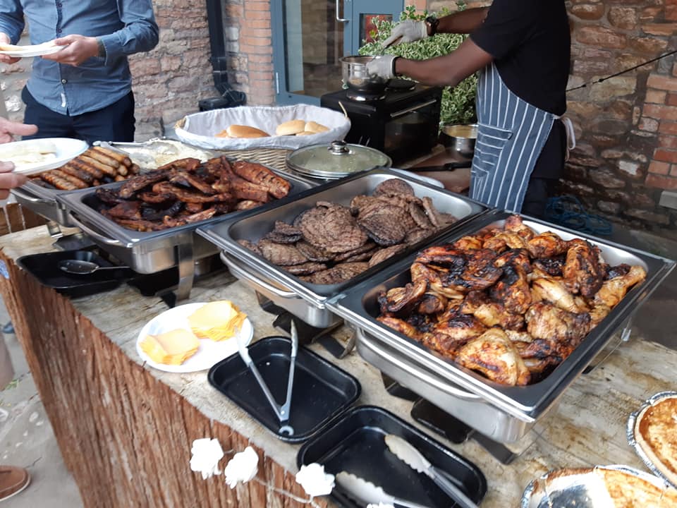 Wedding BBQ catering setup – Hogs 4 All